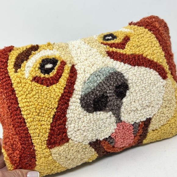 CHANDLER 4 CORNERS By JUDITH REILLY Yellow Lab Dog Wool Crewel Pillow 8” X 12” - Picture 1 of 6